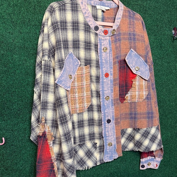 335 NWOT Oli&Hali Washed Flannel Patchwork Button/up Shirt - Picture 3 of 6